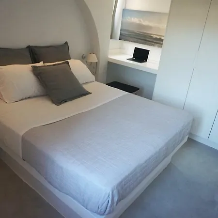 Sunset Ii * Nea Cryssi Akti